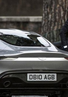 Siêu xe của điệp viên 007 được đem ra đấu giá