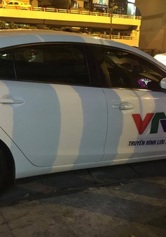 Phát hiện xe ô tô tư nhân đóng logo giả mạo VTV News