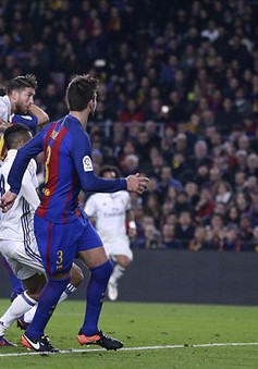 Ramos tỏa sáng phút 90, Real Madrid hòa kịch tính Barcelona tại Camp Nou