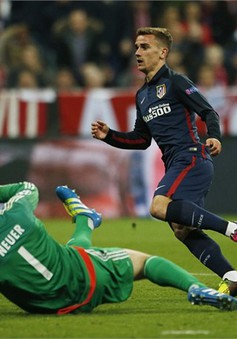Bayern Munich 2-1 Atl Madrid: Muller, Torres đá hỏng phạt đền, Griezmann lại đóng vai người hùng