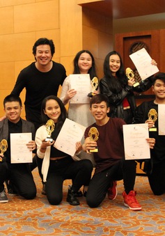 Các “con” Thanh Bùi đạt giải vàng chương trình nghệ thuật châu Á
