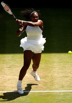 Wimbledon 2016: Serena Williams lần thứ 9 vào chung kết sau chiến thắng 'hủy diệt'!