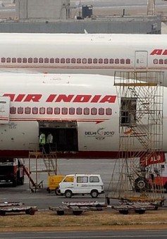 Ấn Độ: Máy bay chở khách hạ cánh khẩn cấp xuống sân bay Mumbai