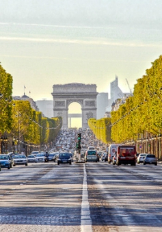 Hạn chế khói bụi tại Paris, Pháp cấm ô tô trên đại lộ Champs Elysees