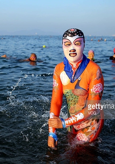 Facekini - Kiểu đồ bơi phổ biến tại Trung Quốc