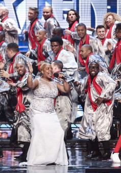 Britain's Got Talent: Giám khảo choáng trước màn náo động của 100 thí sinh