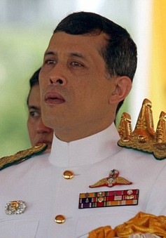 Thái tử Maha Vajiralongkorn kế vị Nhà vua Bhumibol Adulyadej