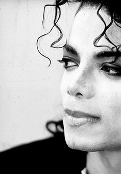 Những tiết lộ mới về phút cuối đời của Michael Jackson