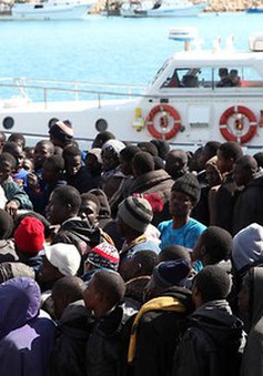 Libya ngăn 600 người di cư vượt biển sang châu Âu
