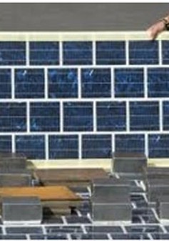 Pháp lên kế hoạch làm đường bộ phủ pin mặt trời