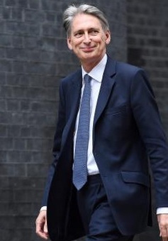 Tân Bộ trưởng Tài chính Anh kỳ vọng vực dậy nền kinh tế hậu Brexit