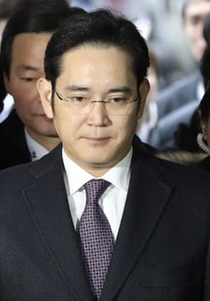 Hàn Quốc: Người dân kỳ vọng sự thay đổi sau khi Phó Chủ tịch Tập đoàn Samsung bị án tù