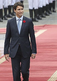Thủ tướng Canada tới Hà Nội, thăm chính thức Việt Nam