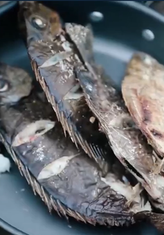 Thưởng thức cá giò nướng muối ớt - đặc sản khó quên của Đà Nẵng