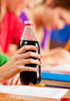 Trẻ em Mỹ đang sử dụng quá nhiều đồ uống có đường