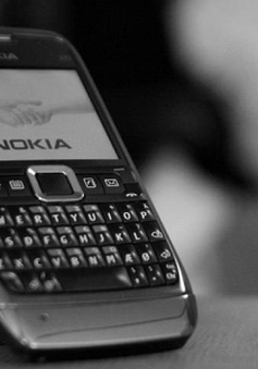 Sau Nokia 3310, huyền thoại Nokia E71 chuẩn bị được "hồi sinh"