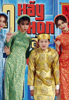 MC Trần Ngọc nhắng hết cỡ dù diện áo the khăn xếp