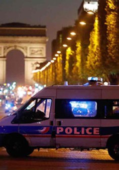 Hung thủ khủng bố đại lộ Champs Elysees từng bị kết án tù vì tội tấn công cảnh sát
