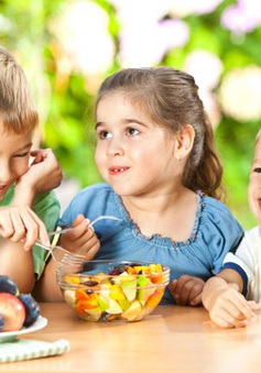 Dinh dưỡng: “Chìa khóa” giúp trẻ tăng chiều cao