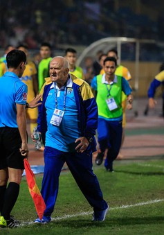 HLV trưởng CLB FLC Thanh Hóa, Petrovic bị phạt 10 triệu đồng và cấm chỉ đạo 2 trận