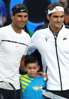 Federer và Nadal sát cánh “chống lại” cả thế giới