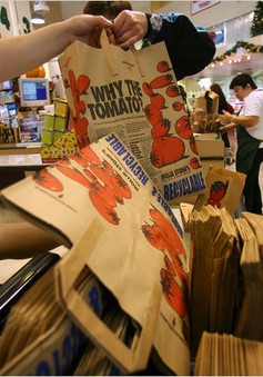 Người dùng Mỹ thích dùng túi giấy khi mua hàng