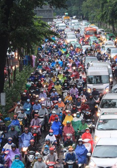 TP.HCM: Lập tổ phản ứng nhanh giải quyết kẹt xe ở Tân Sơn Nhất và Cát Lái