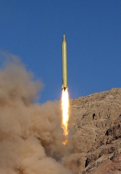 Iran khẳng định quyết tâm phát triển tên lửa đạn đạo