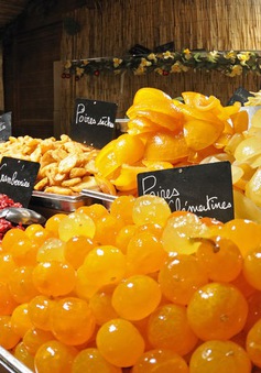 Thực phẩm cao cấp tăng giá mạnh tại Pháp mùa Giáng sinh