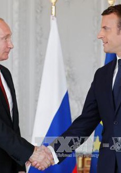 Tổng thống Nga Vladimir Putin bắt đầu chuyến thăm chính thức Pháp