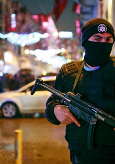 Nổ súng tại hộp đêm ở Istanbul trong đêm giao thừa