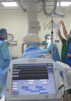 Thái Bình: Lần đầu tiên cấy máy tạo nhịp tim vĩnh viễn cho bệnh nhân