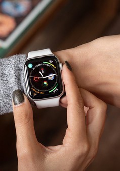 watchOS 5.1 ngừng phát hành do sự cố xảy ra với Apple Watch Series 4