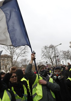 Chính phủ Pháp kêu gọi ngừng biểu tình