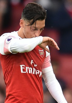 Ozil sẽ thành “vật tế thần” tại Arsenal ngay trong Hè 2020