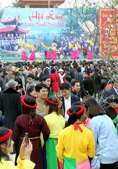 [INFOGRAPHIC] Mỗi giờ có một lễ hội được tổ chức ở Việt Nam