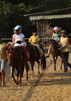 Cưỡi ngựa - Môn thể thao thú vị cho trẻ