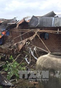 Bạc Liêu: Một tuần, hàng chục căn nhà bị sập và tốc mái vì lốc xoáy