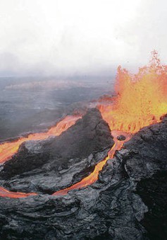 Cư dân tại Hawaii, Mỹ sơ tán do dung nham núi lửa Kilauea