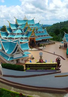 Pa Phukon - Ngôi chùa đẹp nhất vùng Đông Bắc Thái Lan