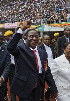 Nổ lớn tại sân vận động Zimbabwe
