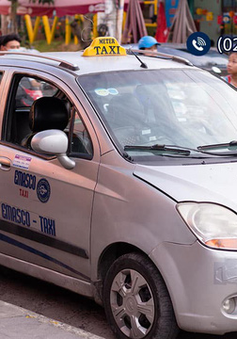 Lại xảy ra tình trạng taxi “chặt chém” khách nước ngoài