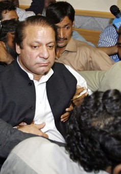 Cựu Thủ tướng Pakistan Nawaz Sharif  bị bắt giữ