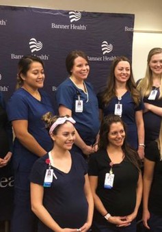Mỹ: 16 y tá làm việc chung một bệnh viện mang thai cùng lúc