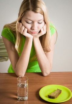 Nhịn ăn để giảm cân: Dễ gây suy gan, thận