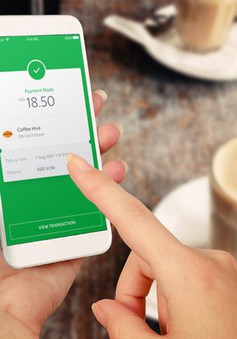 GrabPay by Moca cho phép người dùng thanh toán tại cửa hàng và nạp tiền di động