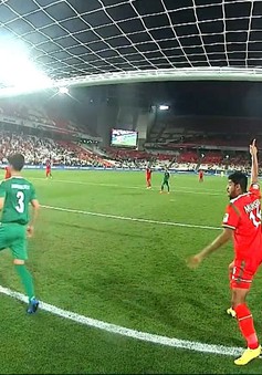 VIDEO: Pha bóng gây tranh cãi mà ĐT Oman đòi trọng tài phải công nhận bàn thắng