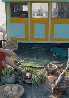 Phim "Chàng dâng cá, nàng ăn hoa" hợp tác với HBO bị chỉnh sửa khi chiếu ở Việt Nam