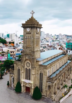 Khám phá Nhà thờ Đá Nha Trang