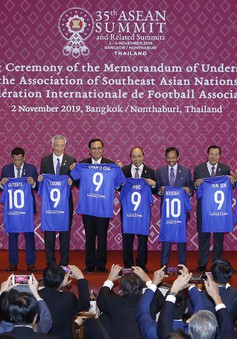 ASEAN và FIFA ký thỏa thuận hợp tác hỗ trợ phát triển bóng đá